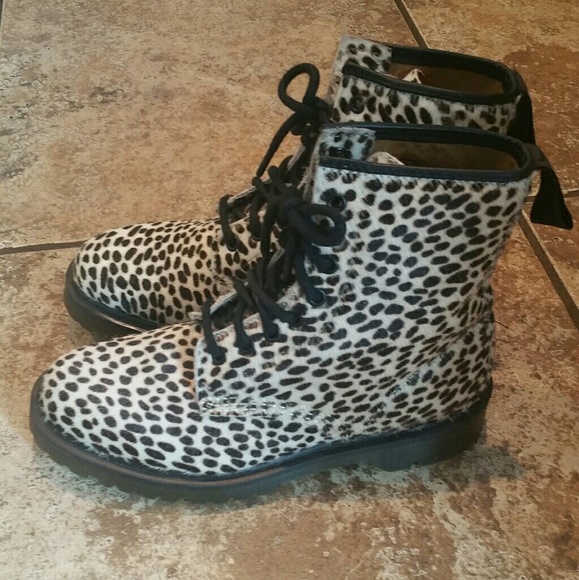 Dr. Martens Shoes - **SOLD**Brand New Dr. Martens boots Size 7